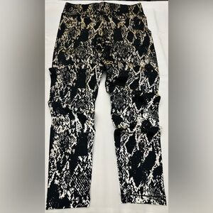Noli Reflective Black and Yellow Cobra Print Leggings
